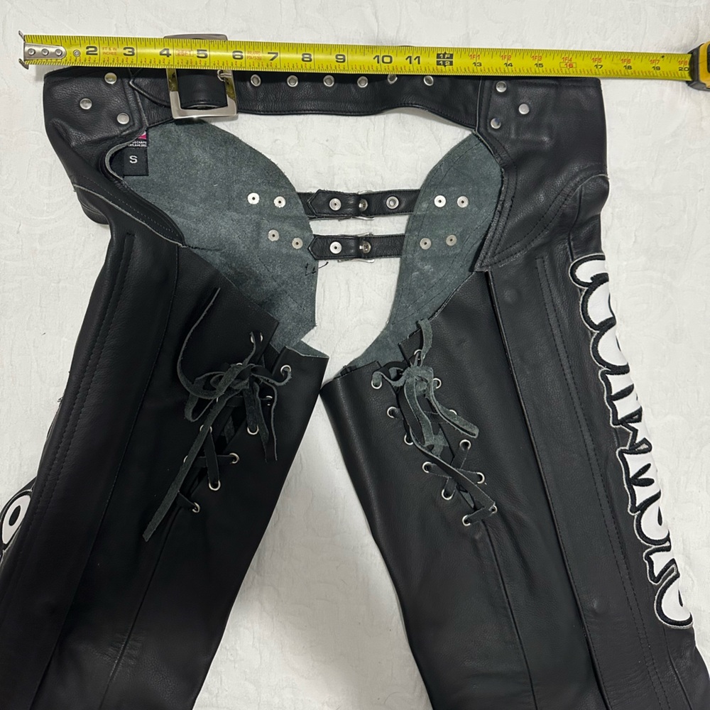 Leather Bombshell Motorcycle GoGo chaps - Picture 7 of 16